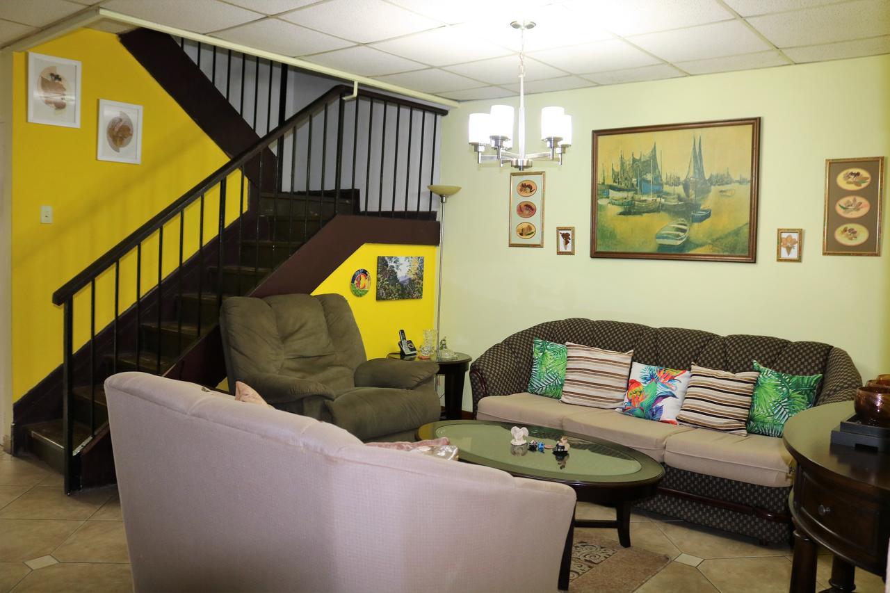 The Illiers Bed & Breakfast Port of Spain Exterior foto